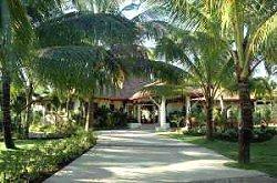 Alona Palm Beach Resort Bohol