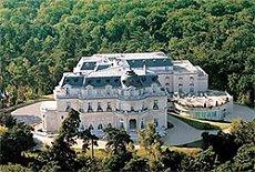 Chateau Mont Royal Hotel Chantilly