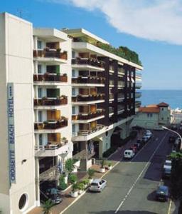 Croisette Beach Hotel Cannes