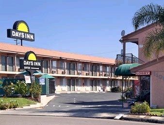 Days Inn - San Diego