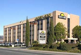 Days Inn Oakland Airport/Coliseum