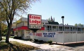 Econo Lodge Downtown - Colorado Springs
