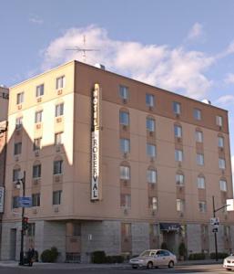 Le Roberval Hotel Montreal
