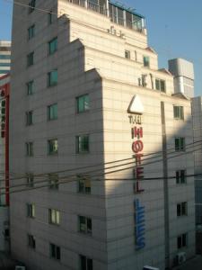 Lees Hotel Seoul
