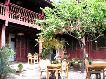 Old Town Youth Hotel Lijiang