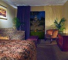 Quality Inn Valley Suites - Spokane