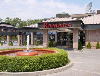 Ramada Coral Resort - Niagara Falls