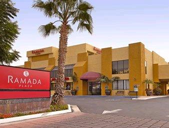 Ramada Plaza Hotel Anaheim Area
