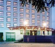 SC Takioji Neris - Hotel Zaliakalnio Viesbutis