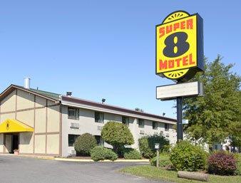 Super 8 Motel - Hartford/Windsor