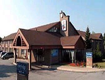 Travelodge - Barrie on Bayfield